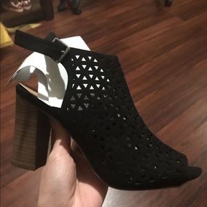 Madden girl beverly heeled sandals